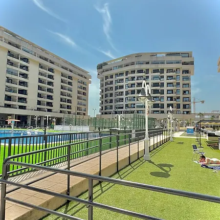 Beachfront 8 Apartment