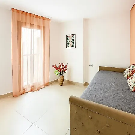 Beachfront 8 * Valencia
